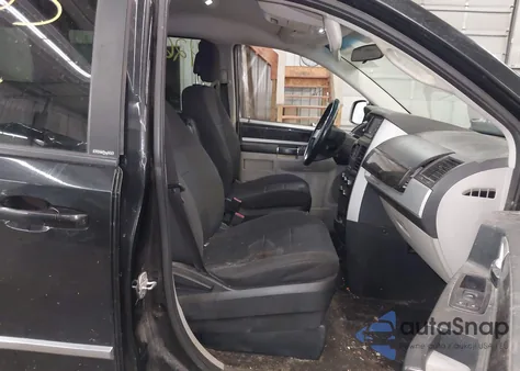 2010 Dodge Grand Caravan Crew from USA, damaged, VIN 2D4RN6DX8AR379052